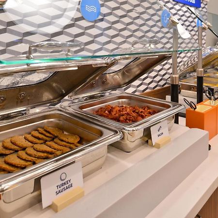 哥伦比亚 - 杰克逊堡智选假日套房酒店 外观 照片
